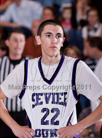 Thumbnail 3 in Jefferson County vs. Sevier County photogallery.