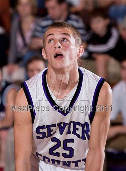 Thumbnail 2 in Jefferson County vs. Sevier County photogallery.