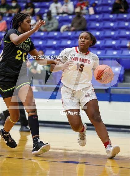 Thumbnail 1 in DeSoto vs. Tyler Legacy (UIL 6A Area) photogallery.