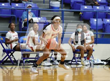 Thumbnail 2 in DeSoto vs. Tyler Legacy (UIL 6A Area) photogallery.