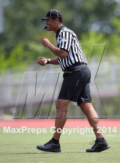 Thumbnail 3 in St. Joseph vs. Brookfield (CIAC Class S Final) photogallery.