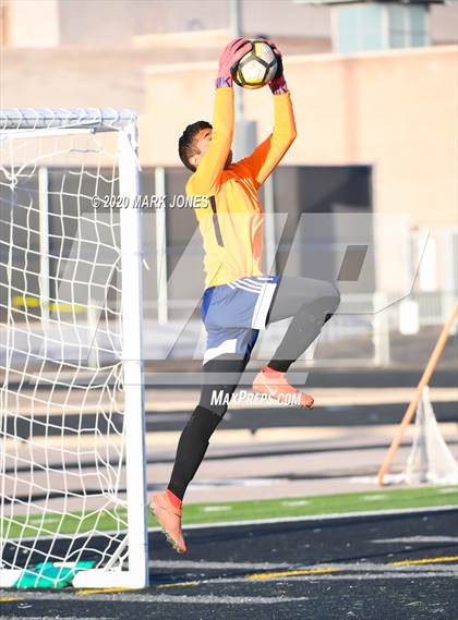 Thumbnail 2 in Carl Hayden Community vs. Sunnyside (AIA 5A Final) photogallery.