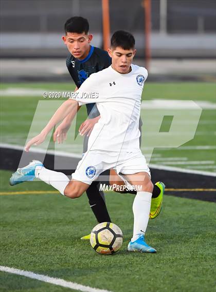 Thumbnail 2 in Carl Hayden Community vs. Sunnyside (AIA 5A Final) photogallery.