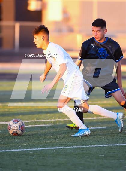 Thumbnail 2 in Carl Hayden Community vs. Sunnyside (AIA 5A Final) photogallery.
