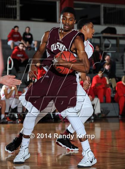 Thumbnail 1 in  DeSmet Jesuit @ Chaminade photogallery.