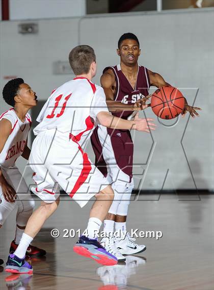 Thumbnail 3 in  DeSmet Jesuit @ Chaminade photogallery.