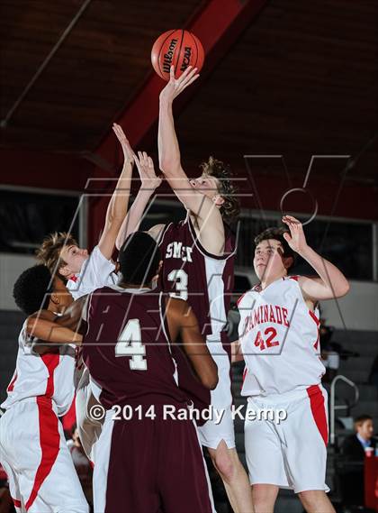 Thumbnail 1 in  DeSmet Jesuit @ Chaminade photogallery.