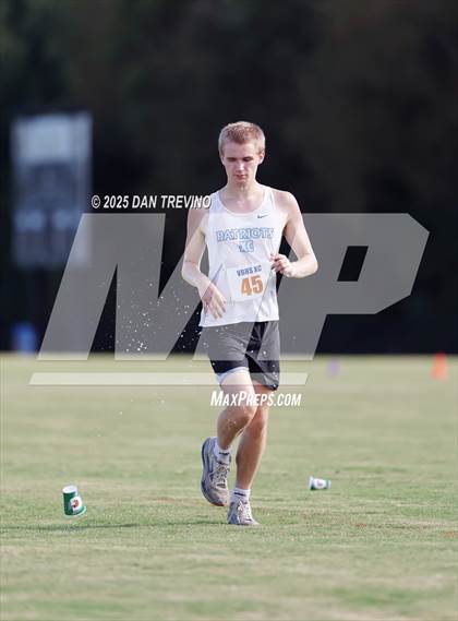 Thumbnail 2 in Beach District Cross Country #2 (@Kellam HS) photogallery.