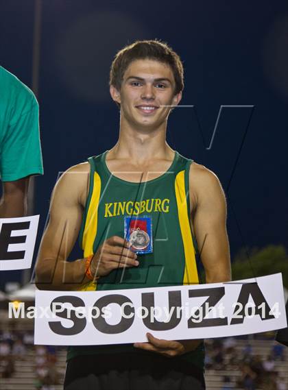 Thumbnail 2 in CIF State Track and Field (Podium Awards) photogallery.