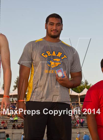 Thumbnail 1 in CIF State Track and Field (Podium Awards) photogallery.