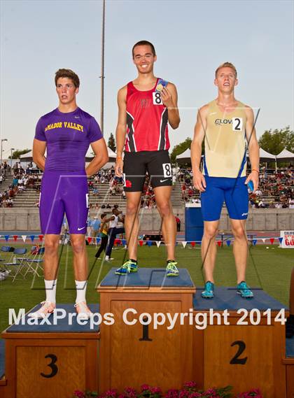 Thumbnail 2 in CIF State Track and Field (Podium Awards) photogallery.