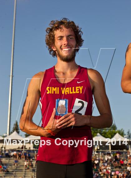 Thumbnail 1 in CIF State Track and Field (Podium Awards) photogallery.