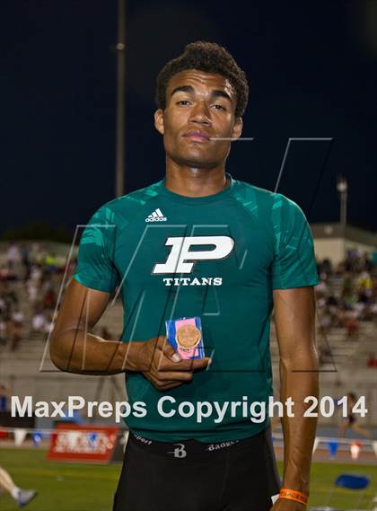 Thumbnail 3 in CIF State Track and Field (Podium Awards) photogallery.