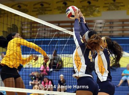 Thumbnail 2 in Stony Point @ Pflugerville photogallery.