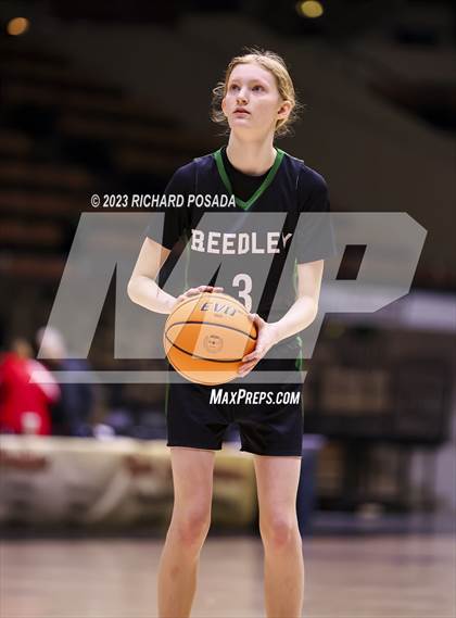 Thumbnail 3 in Reedley vs. Arvin (CIF CS D V Championship) photogallery.