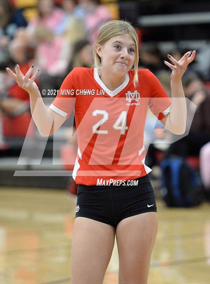 Thumbnail 1 in Mater Dei @ JSerra Catholic photogallery.