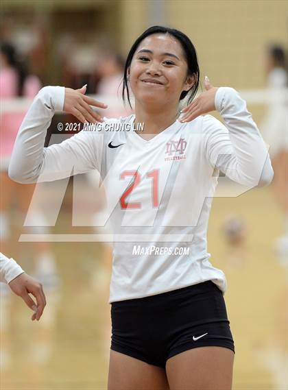 Thumbnail 1 in Mater Dei @ JSerra Catholic photogallery.