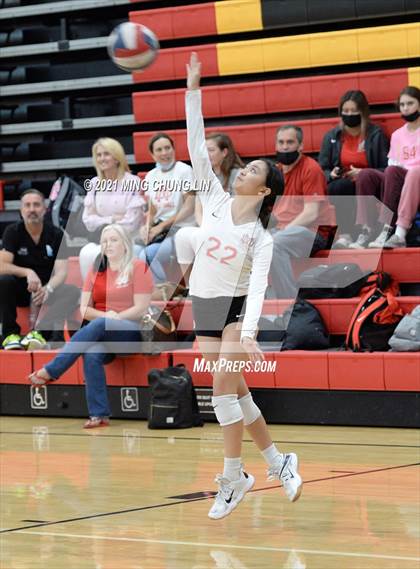 Thumbnail 1 in Mater Dei @ JSerra Catholic photogallery.