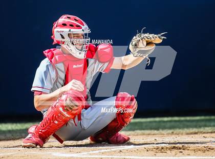 Thumbnail 2 in Brentwood School vs. Verdugo Hills photogallery.