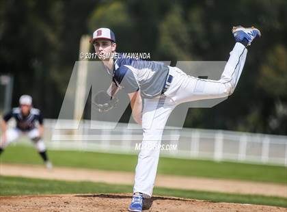 Thumbnail 3 in Brentwood School vs. Verdugo Hills photogallery.