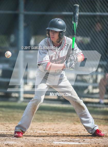 Thumbnail 1 in Brentwood School vs. Verdugo Hills photogallery.