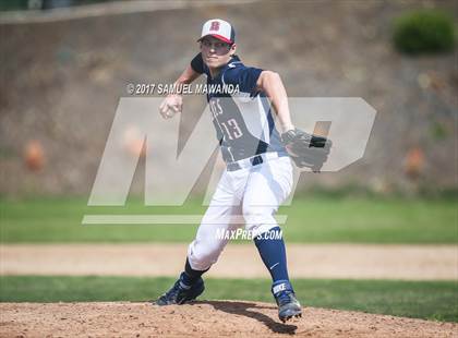 Thumbnail 2 in Brentwood School vs. Verdugo Hills photogallery.