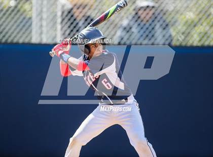 Thumbnail 1 in Brentwood School vs. Verdugo Hills photogallery.