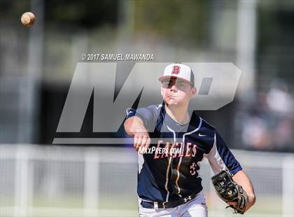 Thumbnail 3 in Brentwood School vs. Verdugo Hills photogallery.