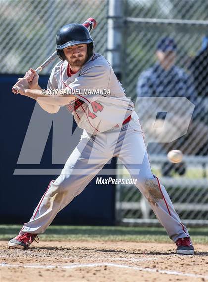 Thumbnail 2 in Brentwood School vs. Verdugo Hills photogallery.
