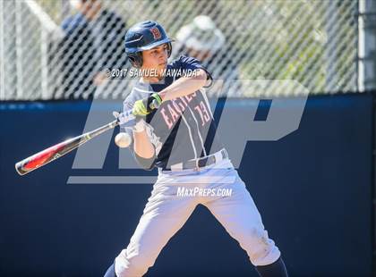 Thumbnail 2 in Brentwood School vs. Verdugo Hills photogallery.
