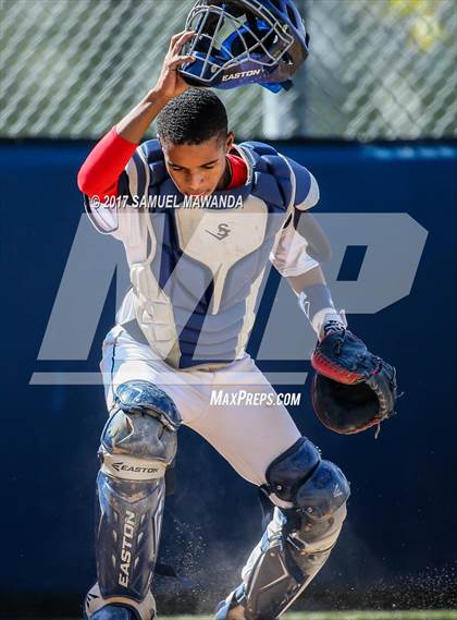 Thumbnail 2 in Brentwood School vs. Verdugo Hills photogallery.