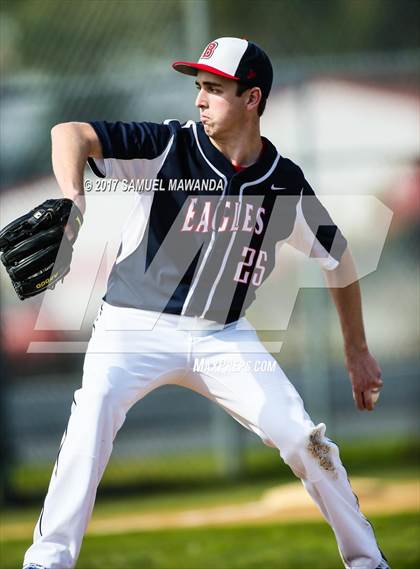 Thumbnail 2 in Brentwood School vs. Verdugo Hills photogallery.