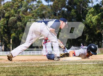 Thumbnail 3 in Brentwood School vs. Verdugo Hills photogallery.
