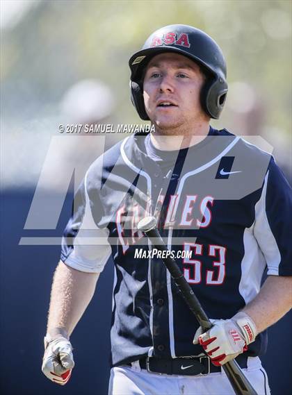 Thumbnail 1 in Brentwood School vs. Verdugo Hills photogallery.