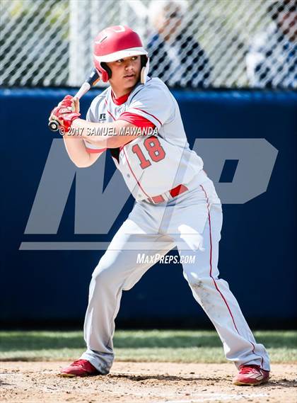 Thumbnail 3 in Brentwood School vs. Verdugo Hills photogallery.
