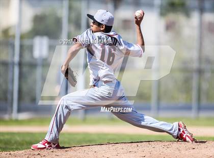 Thumbnail 1 in Brentwood School vs. Verdugo Hills photogallery.