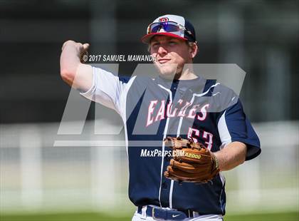 Thumbnail 2 in Brentwood School vs. Verdugo Hills photogallery.