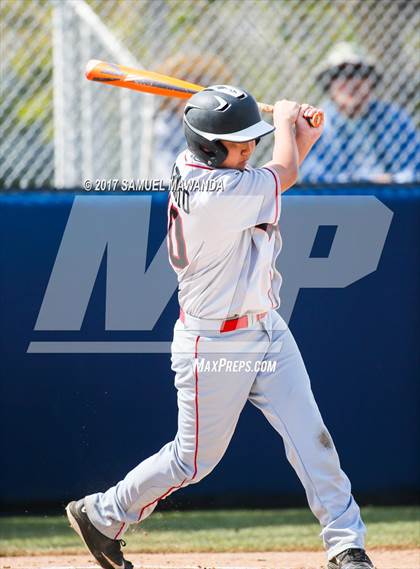 Thumbnail 1 in Brentwood School vs. Verdugo Hills photogallery.