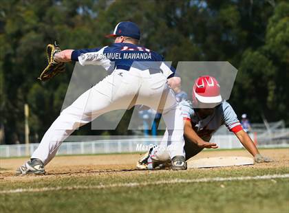 Thumbnail 2 in Brentwood School vs. Verdugo Hills photogallery.