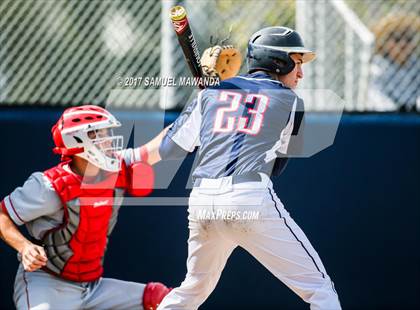 Thumbnail 3 in Brentwood School vs. Verdugo Hills photogallery.