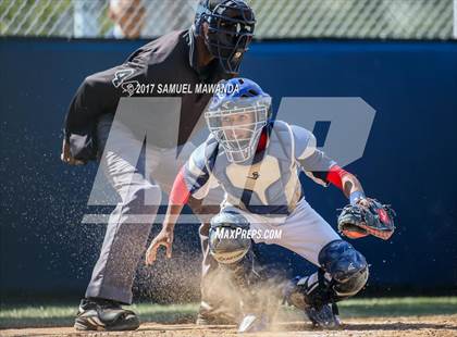 Thumbnail 1 in Brentwood School vs. Verdugo Hills photogallery.