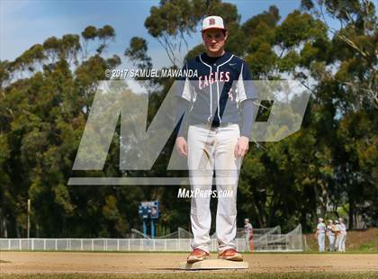 Thumbnail 1 in Brentwood School vs. Verdugo Hills photogallery.