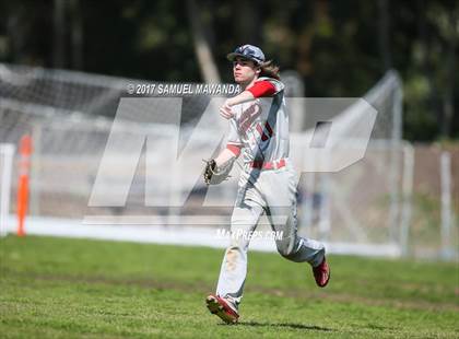 Thumbnail 3 in Brentwood School vs. Verdugo Hills photogallery.