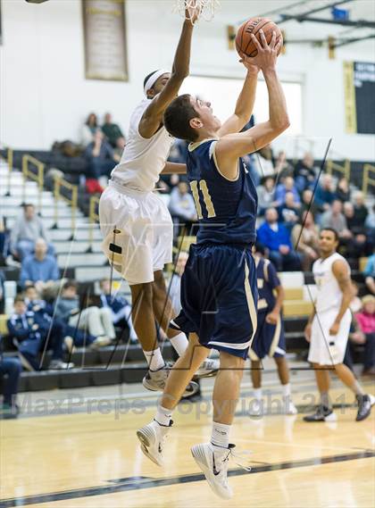 Thumbnail 1 in Franklin Regional vs. Gateway photogallery.