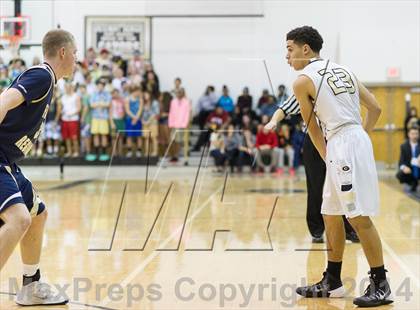Thumbnail 3 in Franklin Regional vs. Gateway photogallery.