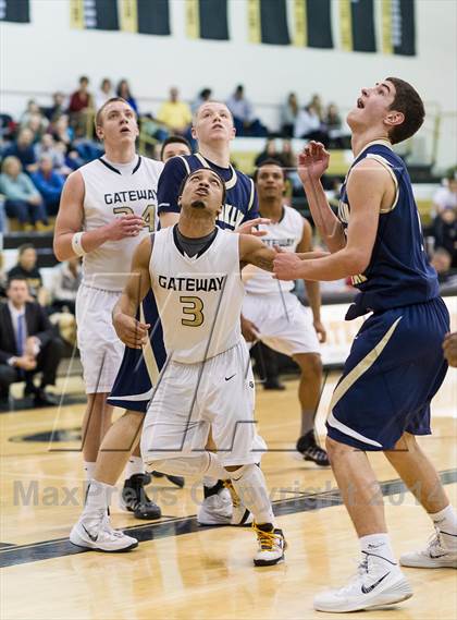 Thumbnail 2 in Franklin Regional vs. Gateway photogallery.