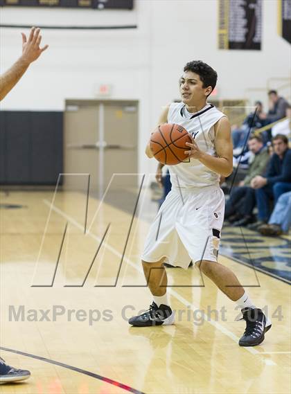 Thumbnail 2 in Franklin Regional vs. Gateway photogallery.