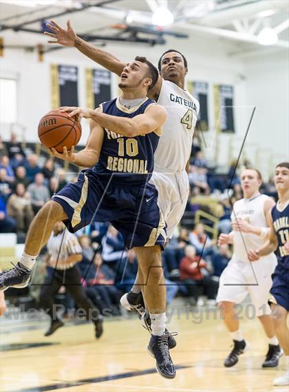 Thumbnail 3 in Franklin Regional vs. Gateway photogallery.