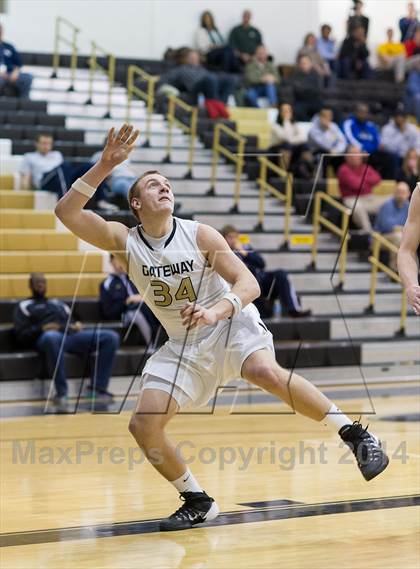 Thumbnail 2 in Franklin Regional vs. Gateway photogallery.