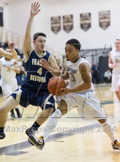 Thumbnail 2 in Franklin Regional vs. Gateway photogallery.